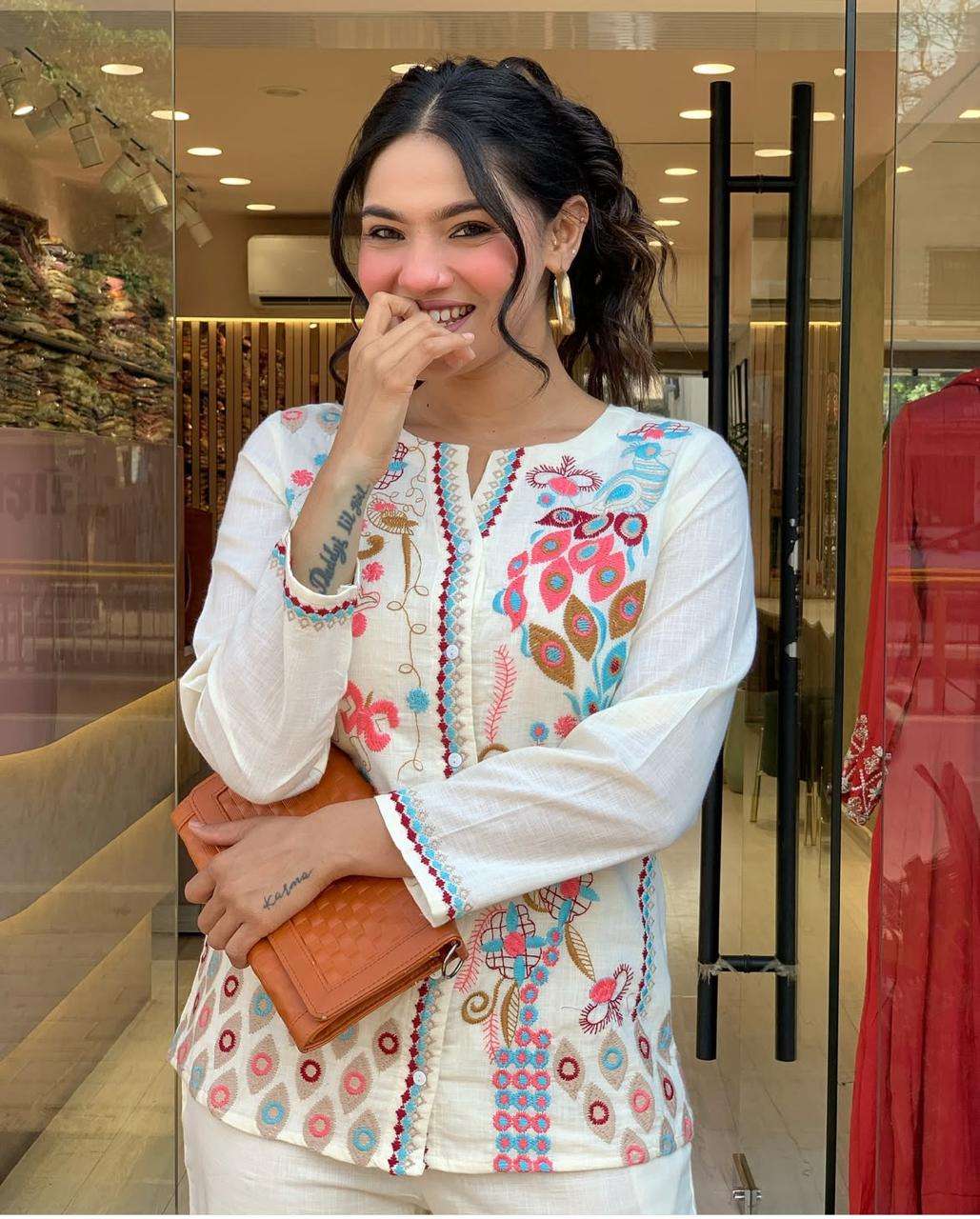 Women's Cotton Embroidery Straight Kurti With Pant Set - Image 5