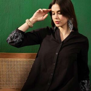 Women's Rayon Embroidery Straight Kurti With Pant Set